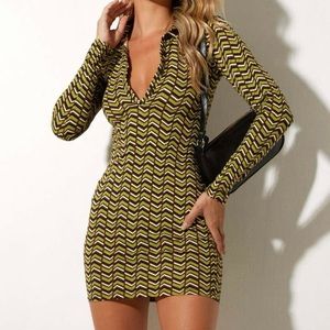 Javiera Mini Dress in Chevron Green